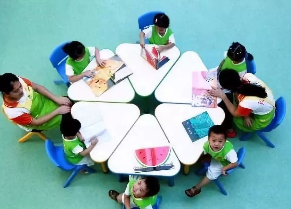 省军区公布学生军训监督举报电话 对举报人、举报内容严格保密