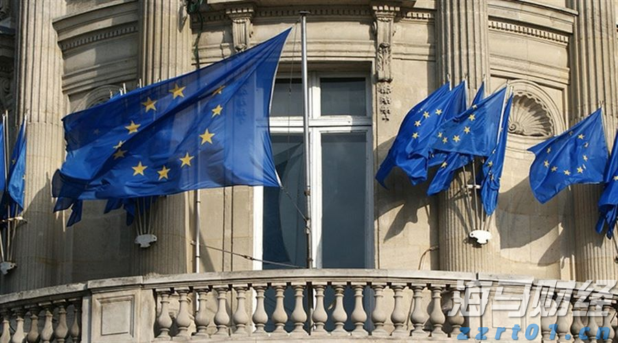 小卡片架起暖心桥  零距离助企解难题