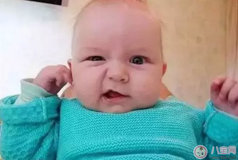 瑞银Q2减持美股科技股，聚焦纳斯达克100指数回调