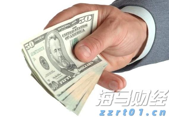 押注大盘+AI龙头!富国银行Q2增持标普500指数ETF(SPY.US)近五成，微软(MSFT.US)稳坐头号重仓