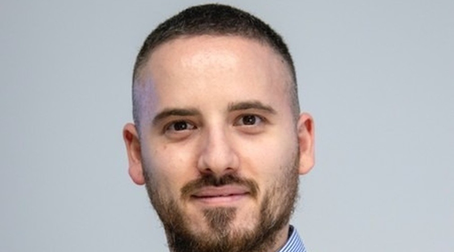 黄金珠宝投资双雄：周大福(01929)与老铺黄金(06181)，“买入”评级背后的增长逻辑